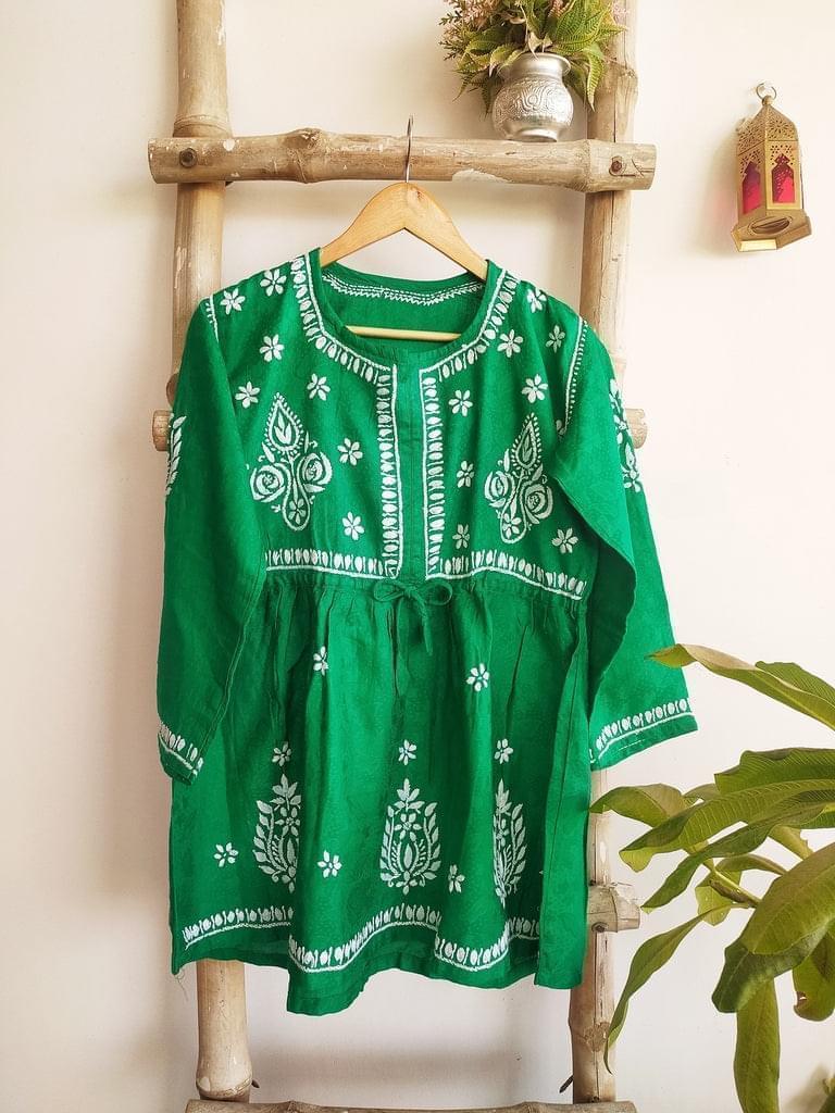 Jaza Short Cotton Hand Embroidered Lucknow Chikan Kurti