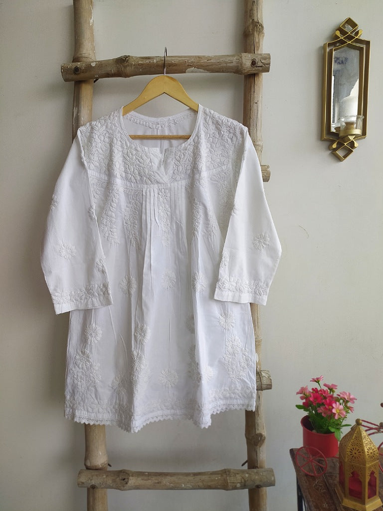 chikankari kurta