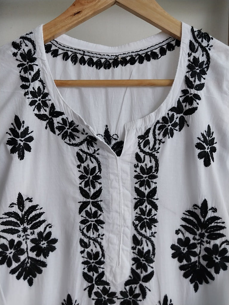 Chikankari kurti for women